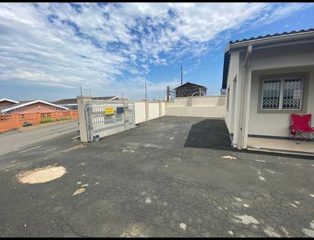 6 BEDROOM HOUSE FOR SALE IN CANESIDE